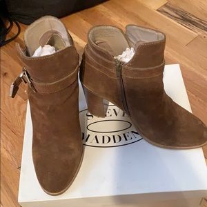 Steve Madden chestnut suede booties